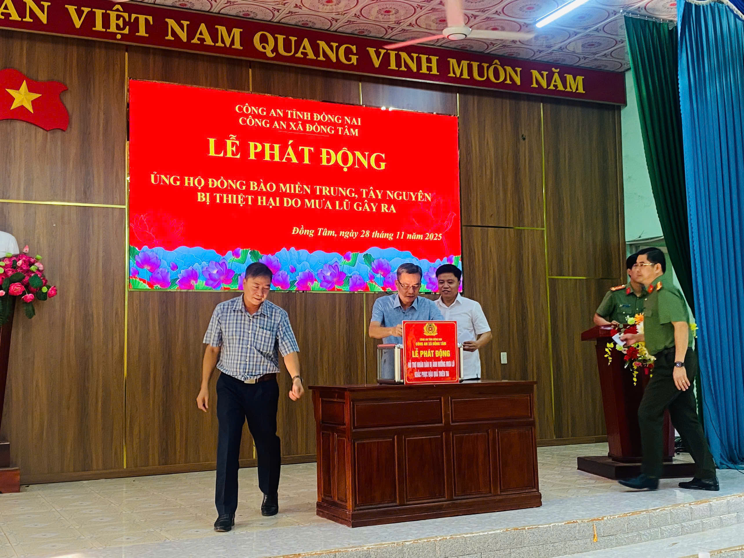 z7271207082595 ccade053161b8d36d9e7f2651edfdad9