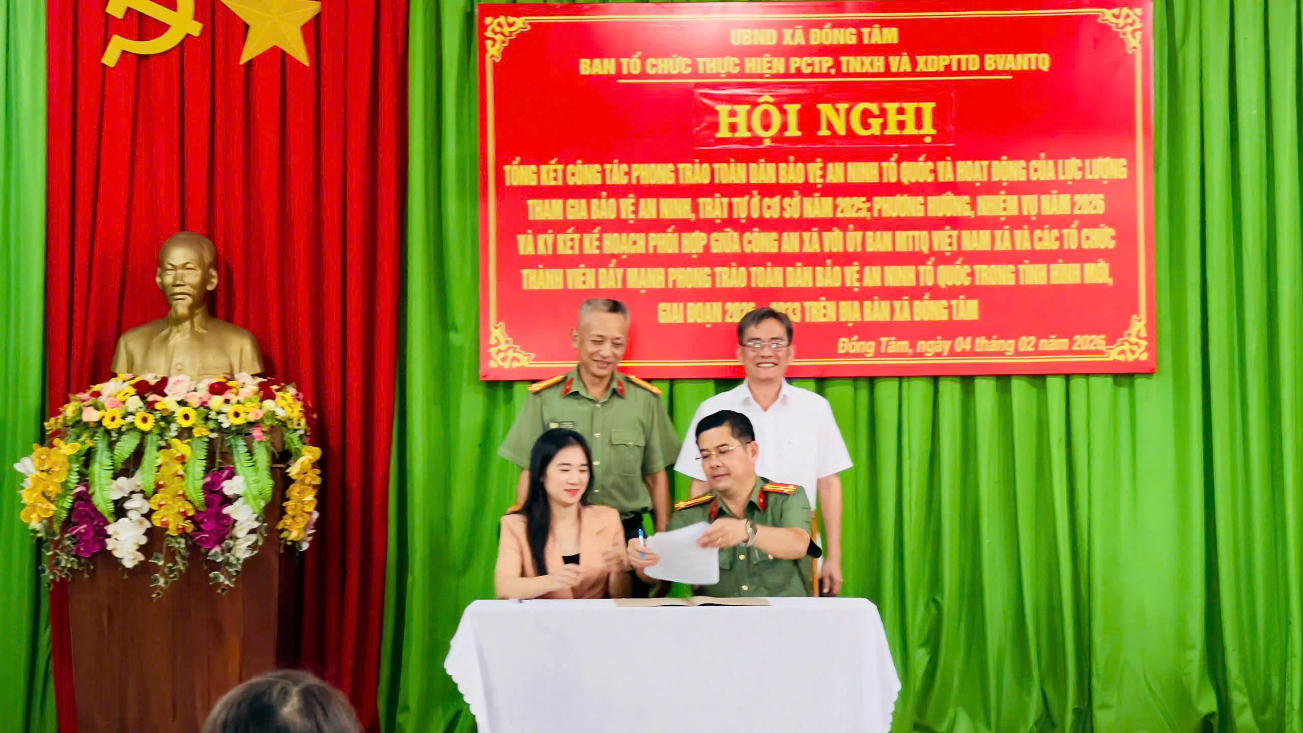 z7500871586154 edf28b4df4044d7ab80804659b34f5a9